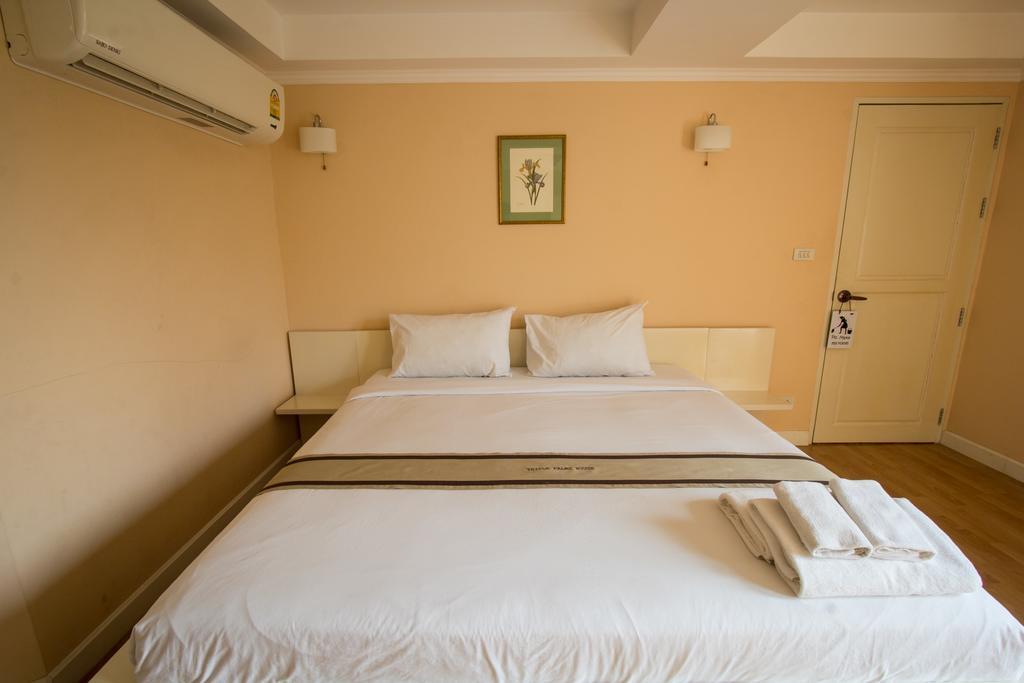 Hotel Triple Palms House à Chiang Mai Extérieur photo
