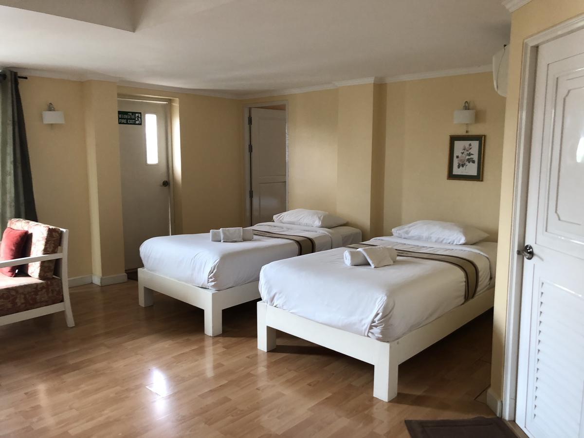 Hotel Triple Palms House à Chiang Mai Extérieur photo